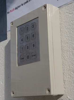 Access control keypad and card reader